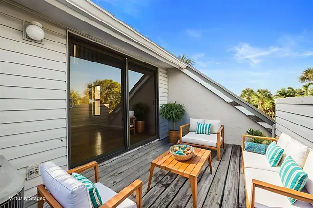 $575,000 | 1355 Pinellas Bayway South, Unit 19, Tierra Verde, FL 33715