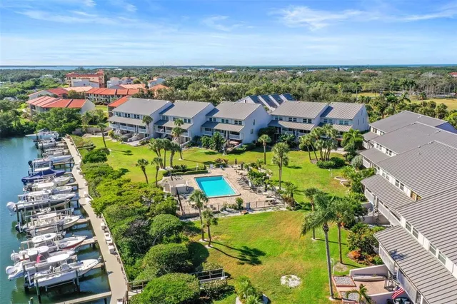 $575,000 | 1355 Pinellas Bayway South, Unit 19, Tierra Verde, FL 33715