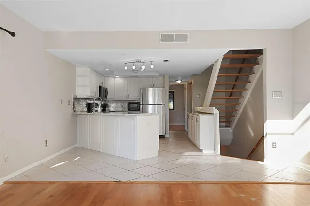 $575,000 | 1355 Pinellas Bayway South, Unit 19, Tierra Verde, FL 33715