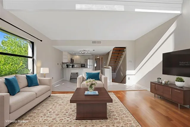 $575,000 | 1355 Pinellas Bayway South, Unit 19, Tierra Verde, FL 33715