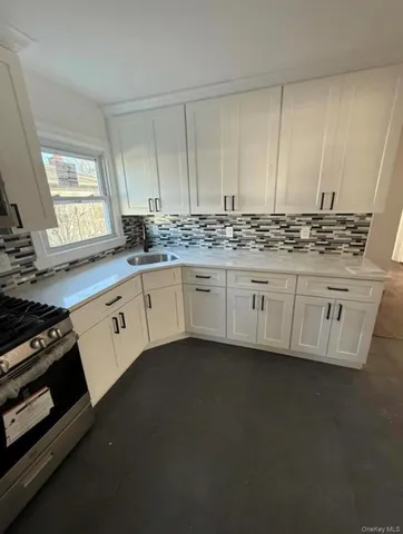 $3,300 | 184 East Fulton Avenue, Roosevelt, NY 11575