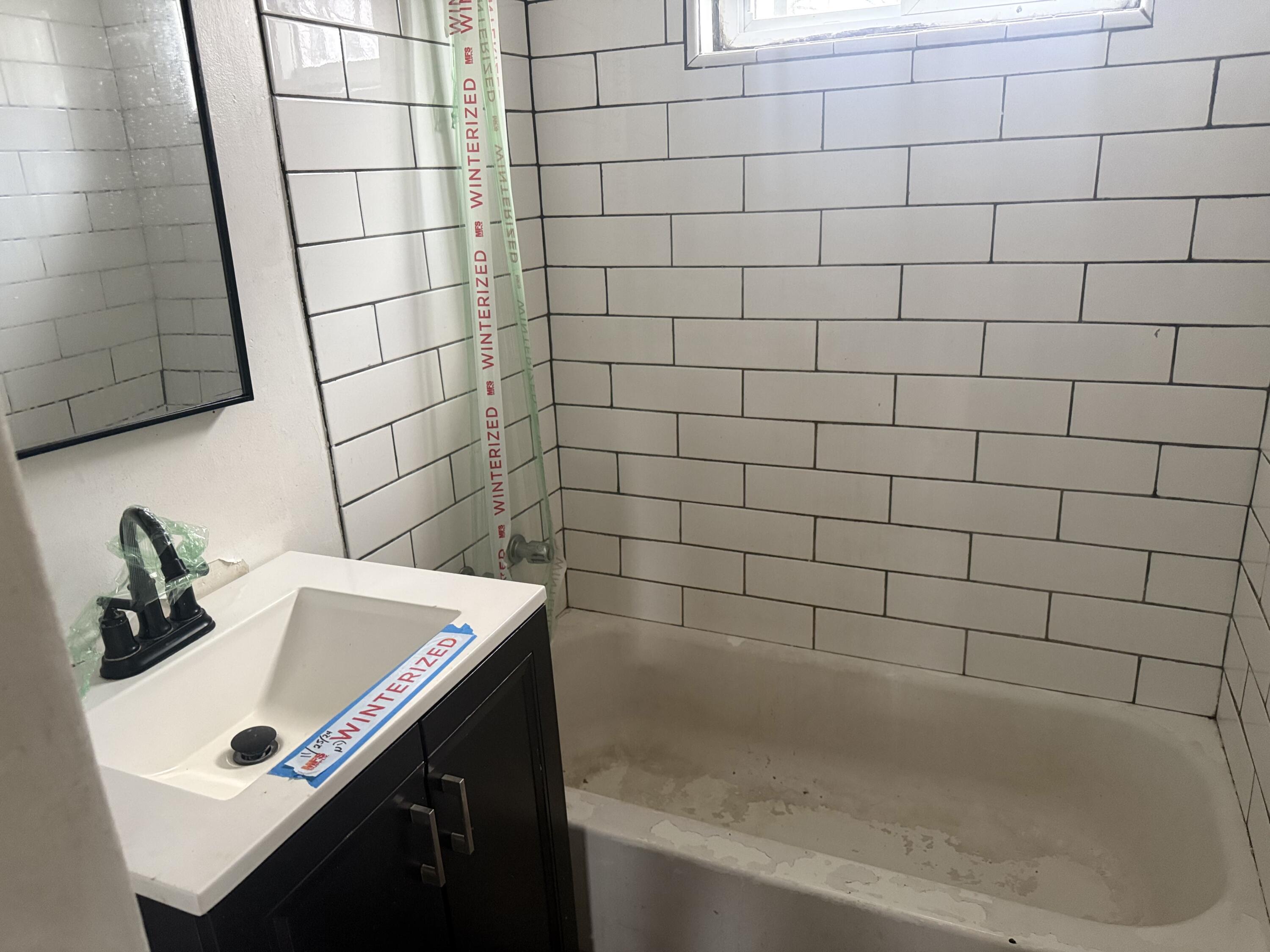 7560 Prospect Avenue Warren, MI 48091 - Photo 12 of 16 IMG_5749