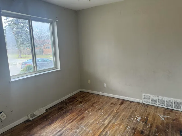 $85,000 | 7560 Prospect Avenue, Warren, MI 48091