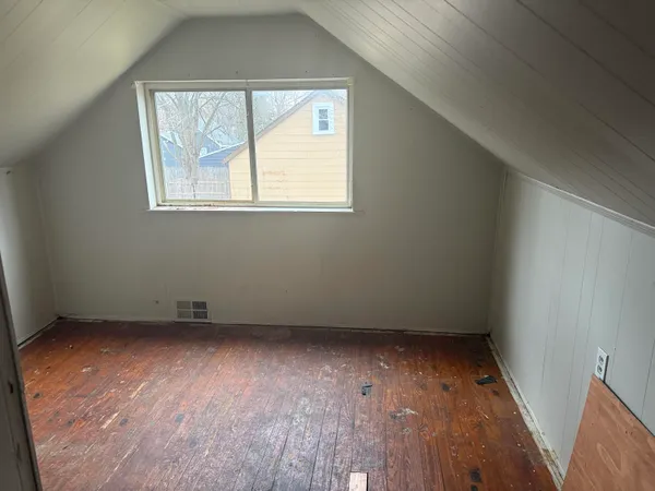 $83,000 | 7560 Prospect Avenue, Warren, MI 48091