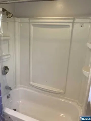 $2,300 | 303 Hamilton Place, Unit BAS2, Hackensack, NJ 07601