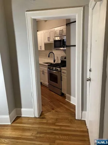 $2,300 | 303 Hamilton Place, Unit BAS2, Hackensack, NJ 07601