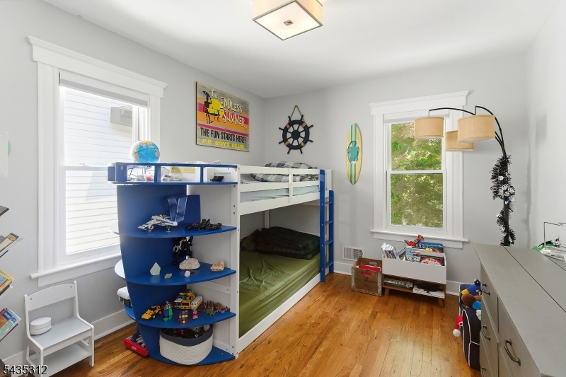 147 High Street Montclair, NJ 07042 - Photo 18 of 25