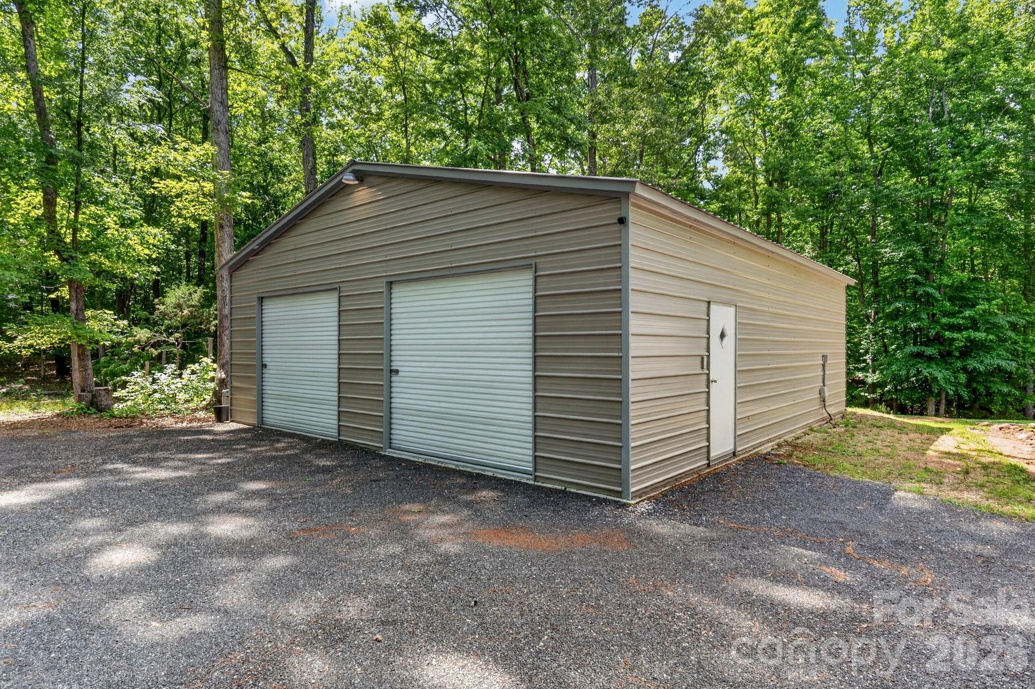 4142 Musket Hill Road Sharon, SC 29742 - Photo 32 of 41