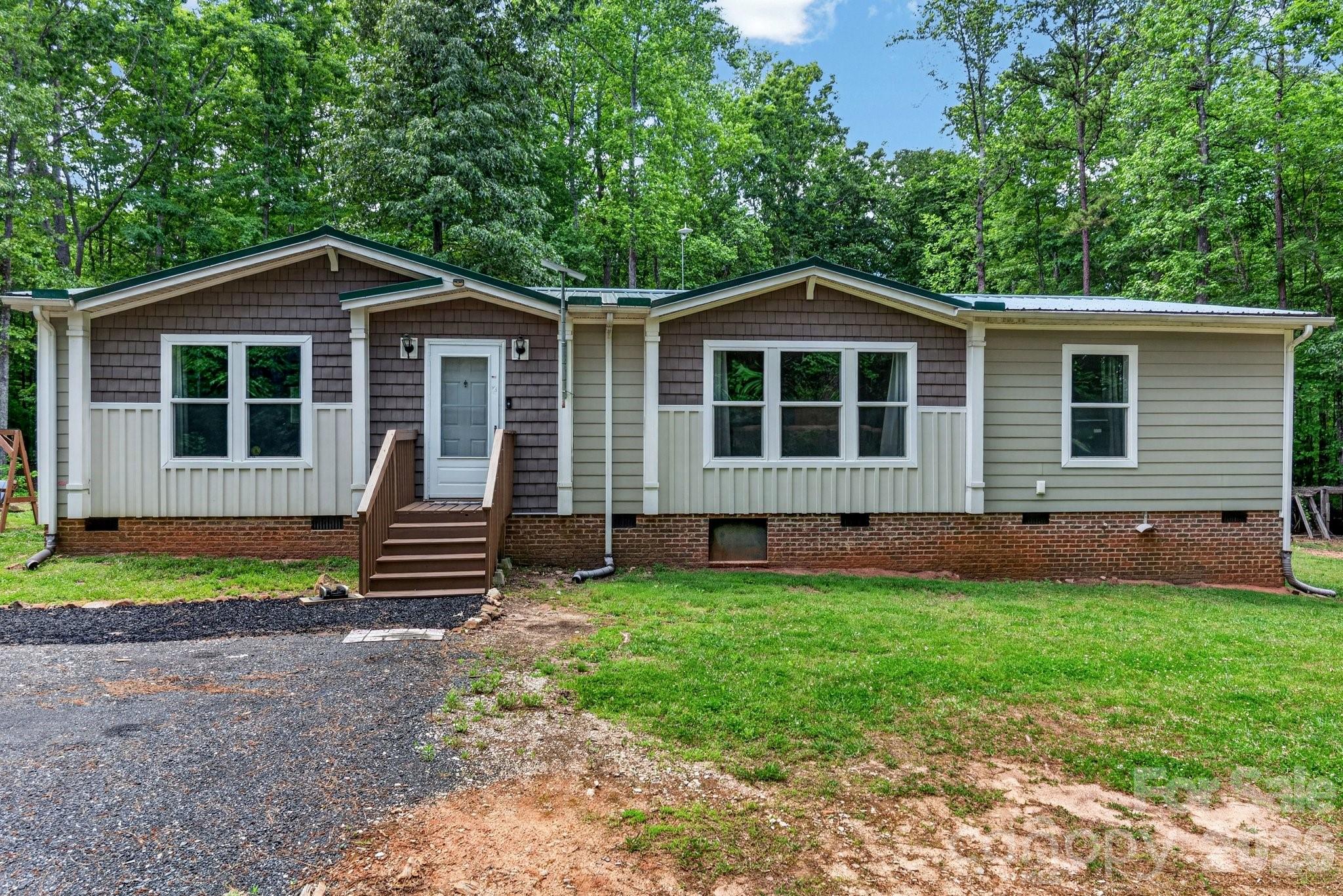 4142 Musket Hill Road Sharon, SC 29742 - Photo 6 of 41