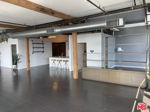$5,660 | 530 South Hewitt Street, Unit 556, Los Angeles, CA 90013
