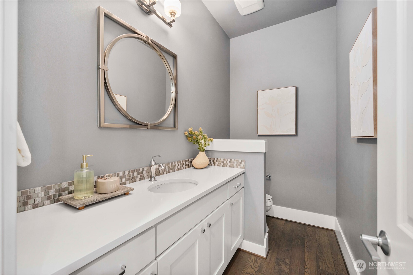 2005 105th Avenue Northeast Bellevue, WA 98004 - Photo 19 of 40