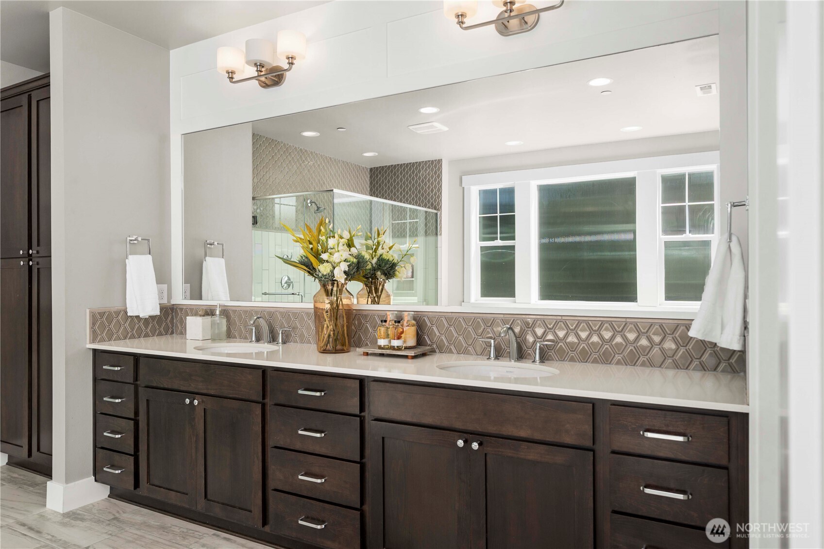 2005 105th Avenue Northeast Bellevue, WA 98004 - Photo 23 of 40