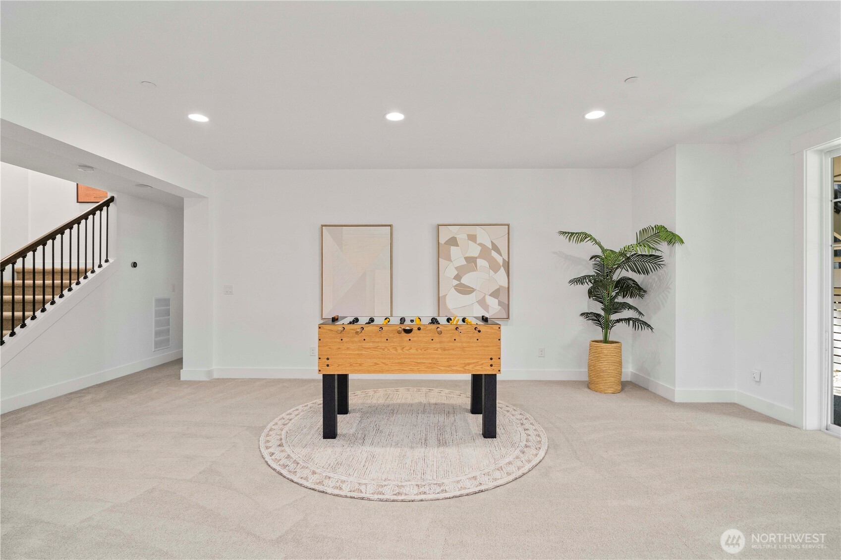 2005 105th Avenue Northeast Bellevue, WA 98004 - Photo 33 of 40