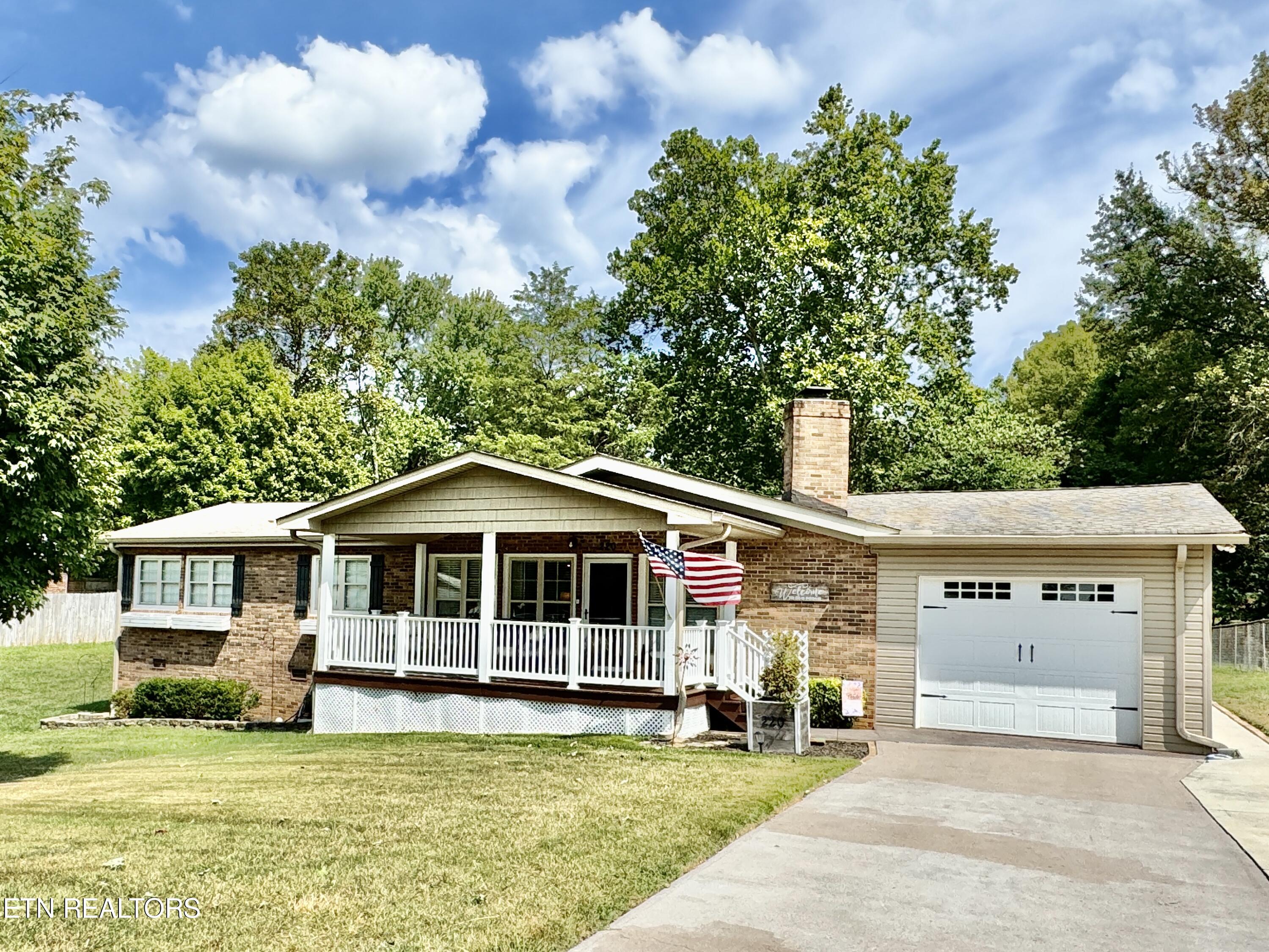 220 Pat Rd