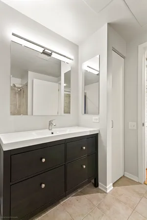 $340,000 | 900 North Kingsbury Street, Unit 780, Chicago, IL 60610
