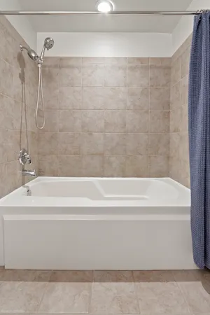 $340,000 | 900 North Kingsbury Street, Unit 780, Chicago, IL 60610
