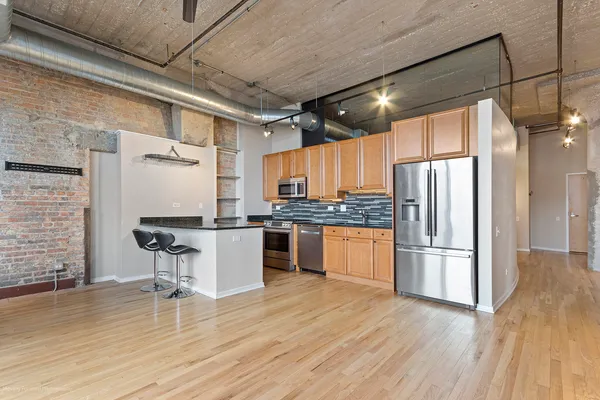 $340,000 | 900 North Kingsbury Street, Unit 780, Chicago, IL 60610