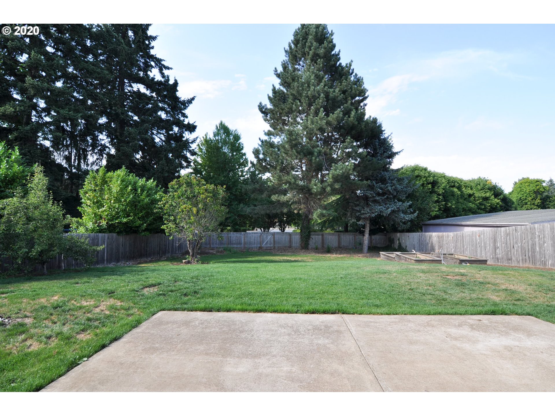 852 Southwest Washington Street Dallas, OR 97338 - Photo 2 of 10 Gallery Image 2