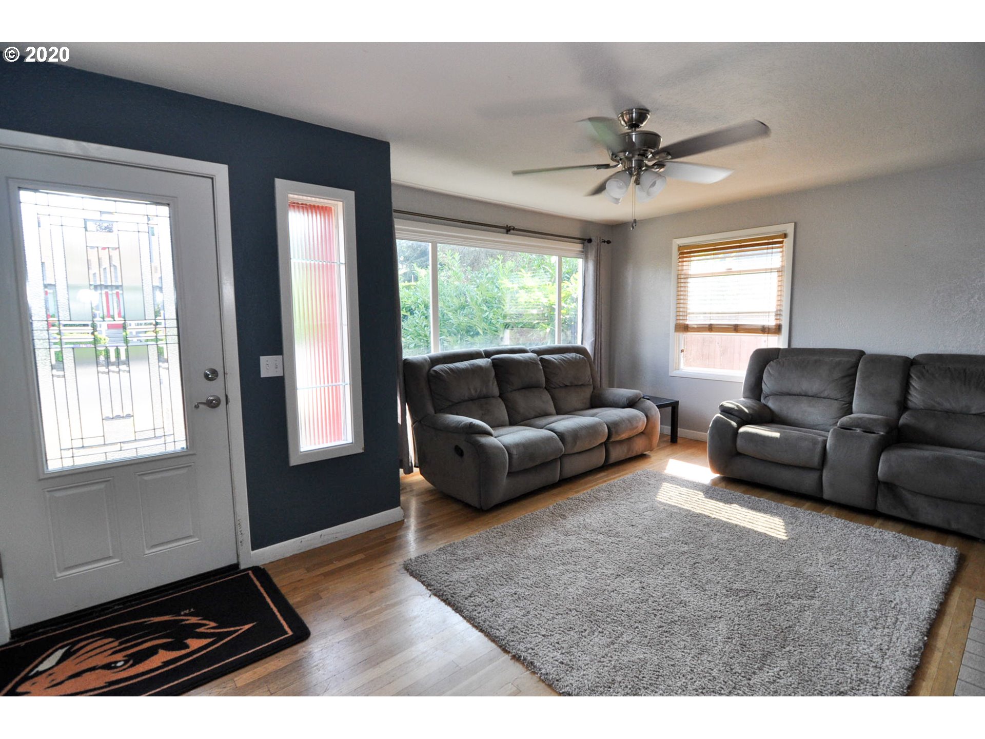 852 Southwest Washington Street Dallas, OR 97338 - Photo 5 of 10 Gallery Image 5