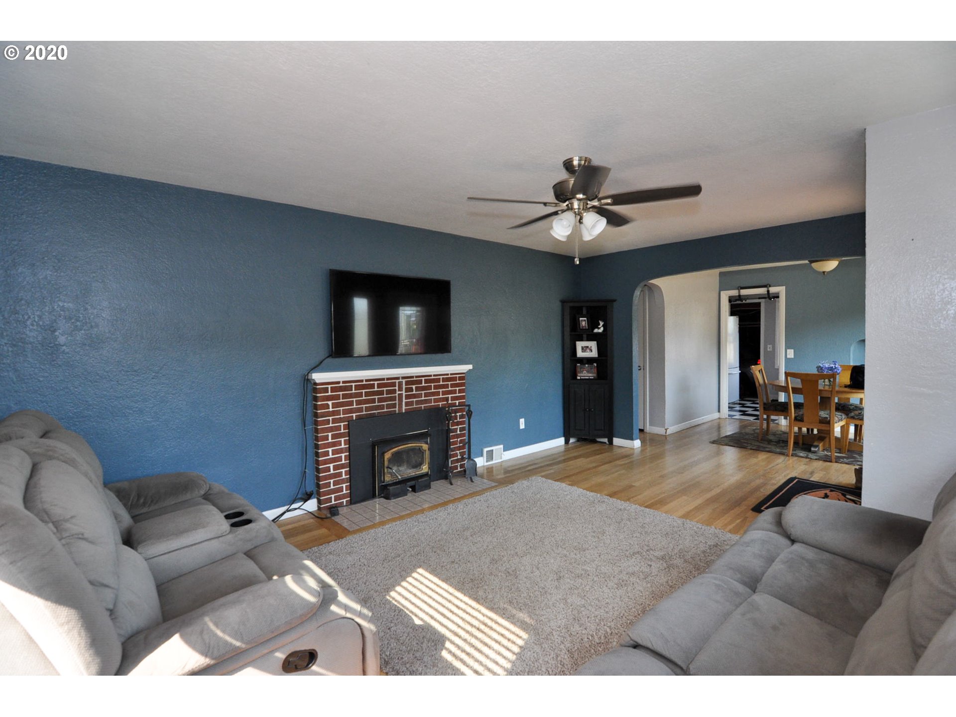 852 Southwest Washington Street Dallas, OR 97338 - Photo 8 of 10 Gallery Image 8