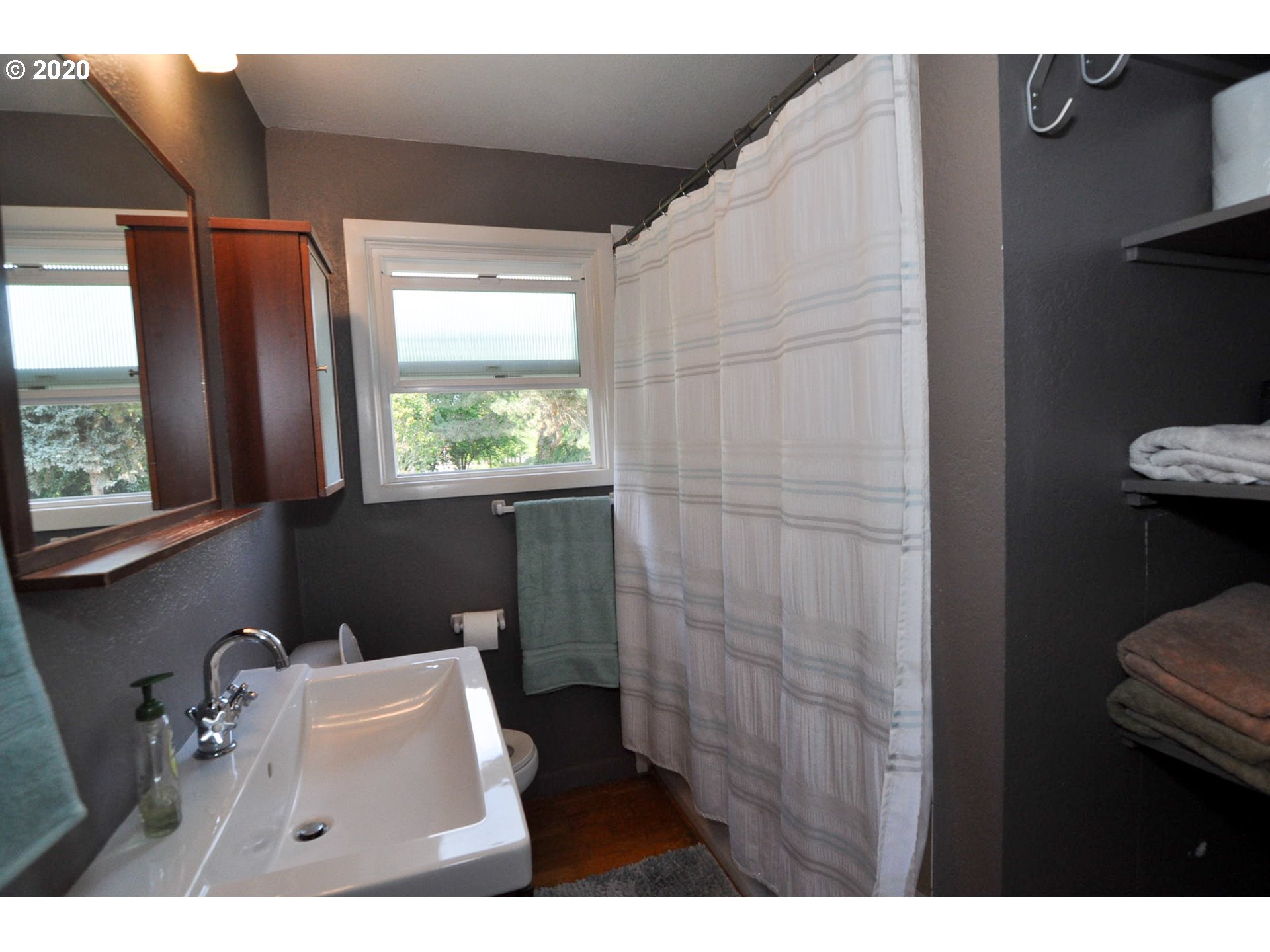 852 Southwest Washington Street Dallas, OR 97338 - Photo 10 of 10 Gallery Image 10