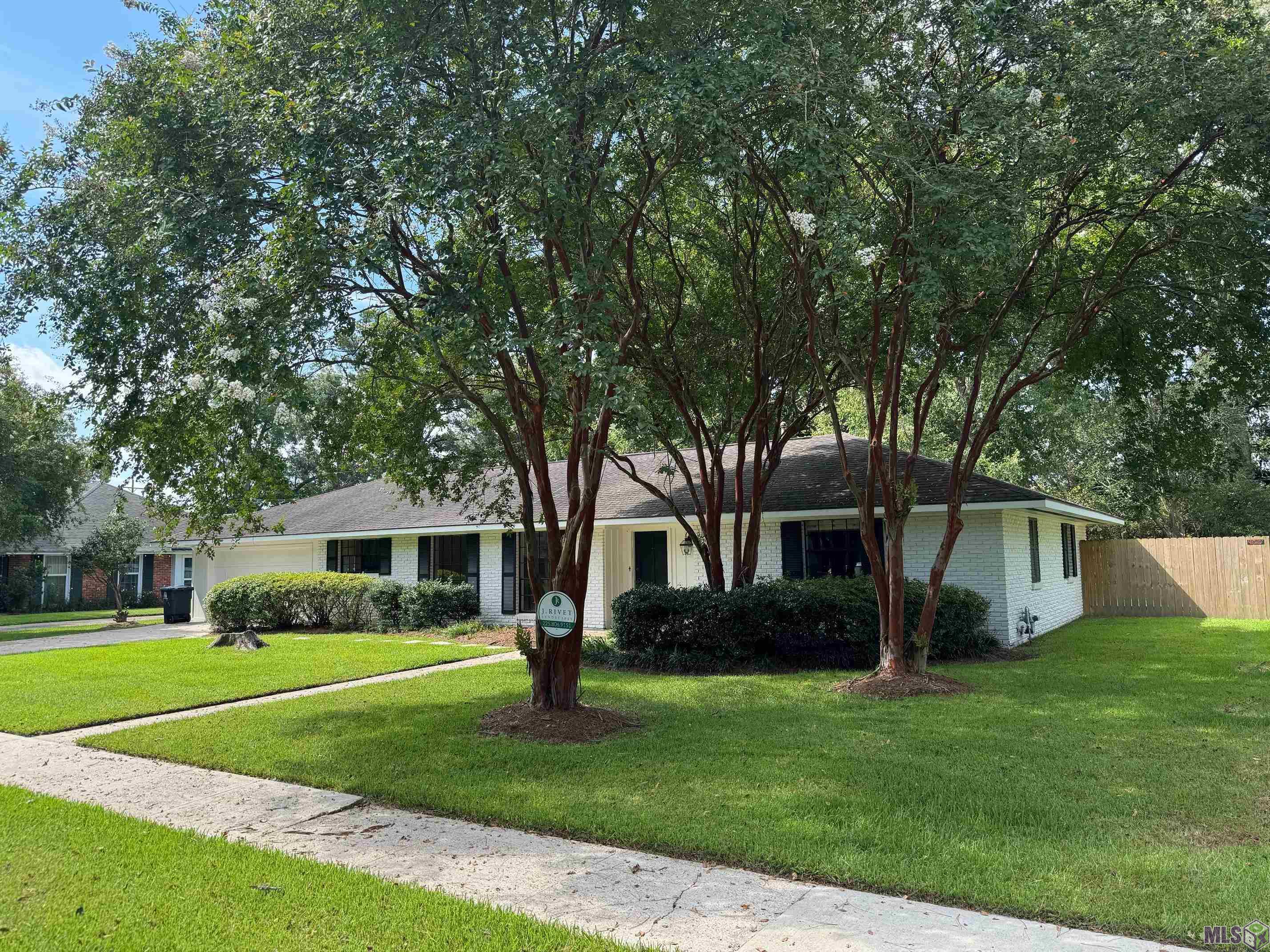 4844 Sweetbriar Street Baton Rouge, LA 70808 - Photo 1 of 18 Gallery Image 1