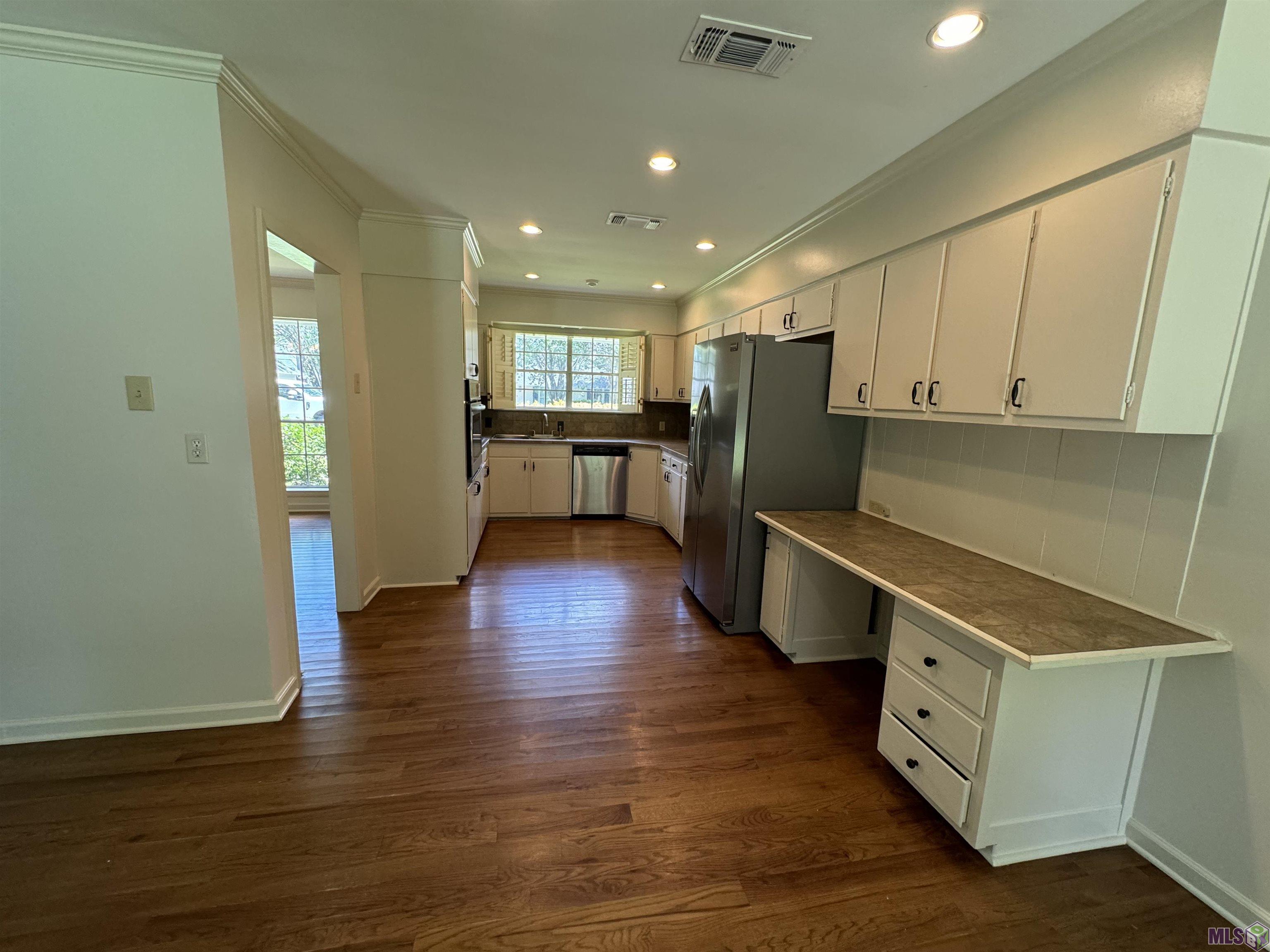 4844 Sweetbriar Street Baton Rouge, LA 70808 - Photo 6 of 18 Gallery Image 6