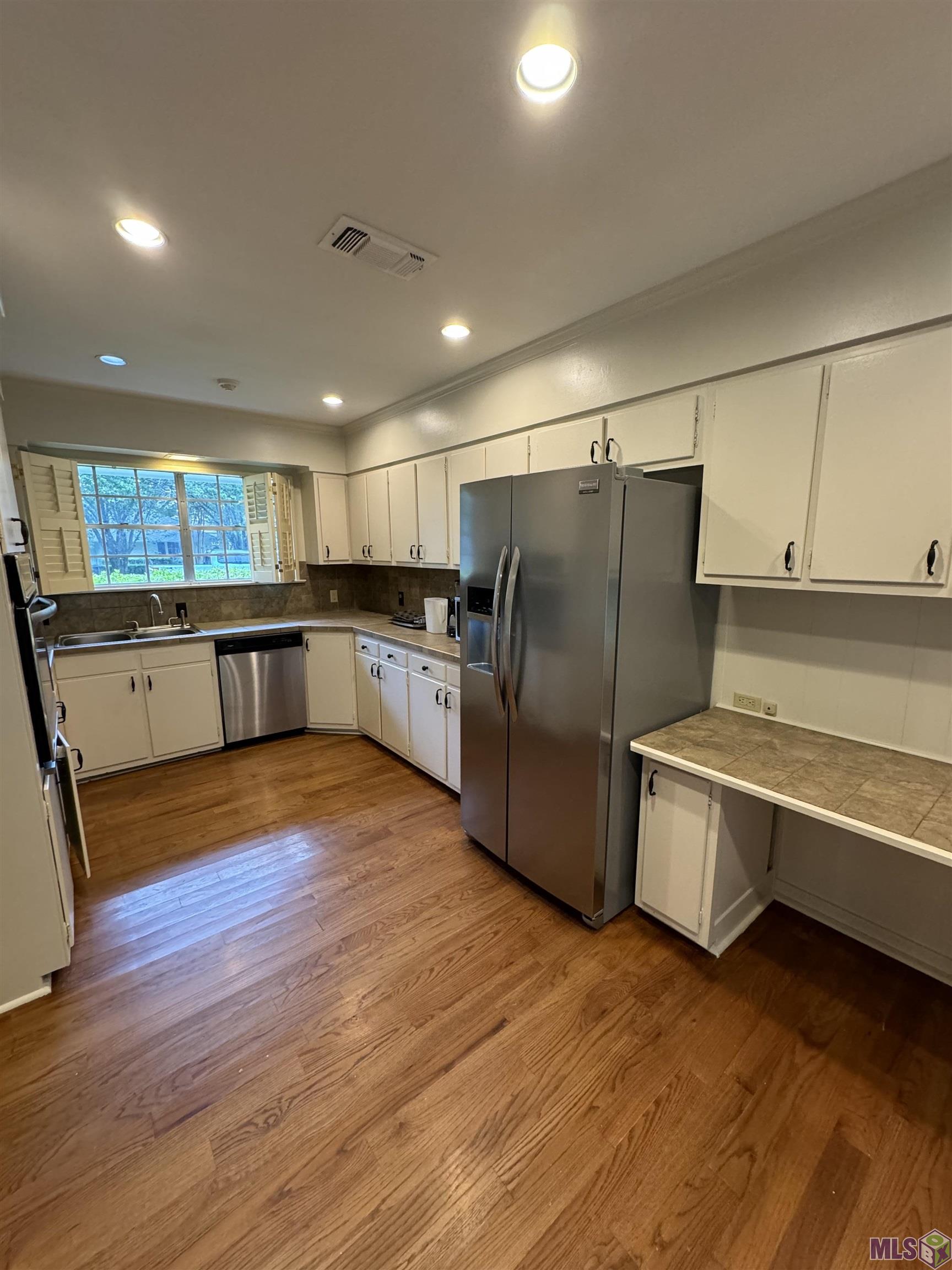 4844 Sweetbriar Street Baton Rouge, LA 70808 - Photo 8 of 18 Gallery Image 8