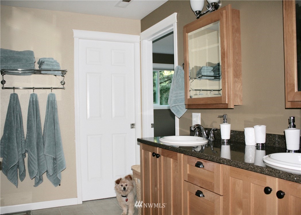 3800 Tracyton Beach Road Northwest Tracyton, WA 98310 - Photo 13 of 25 Gallery Image 13