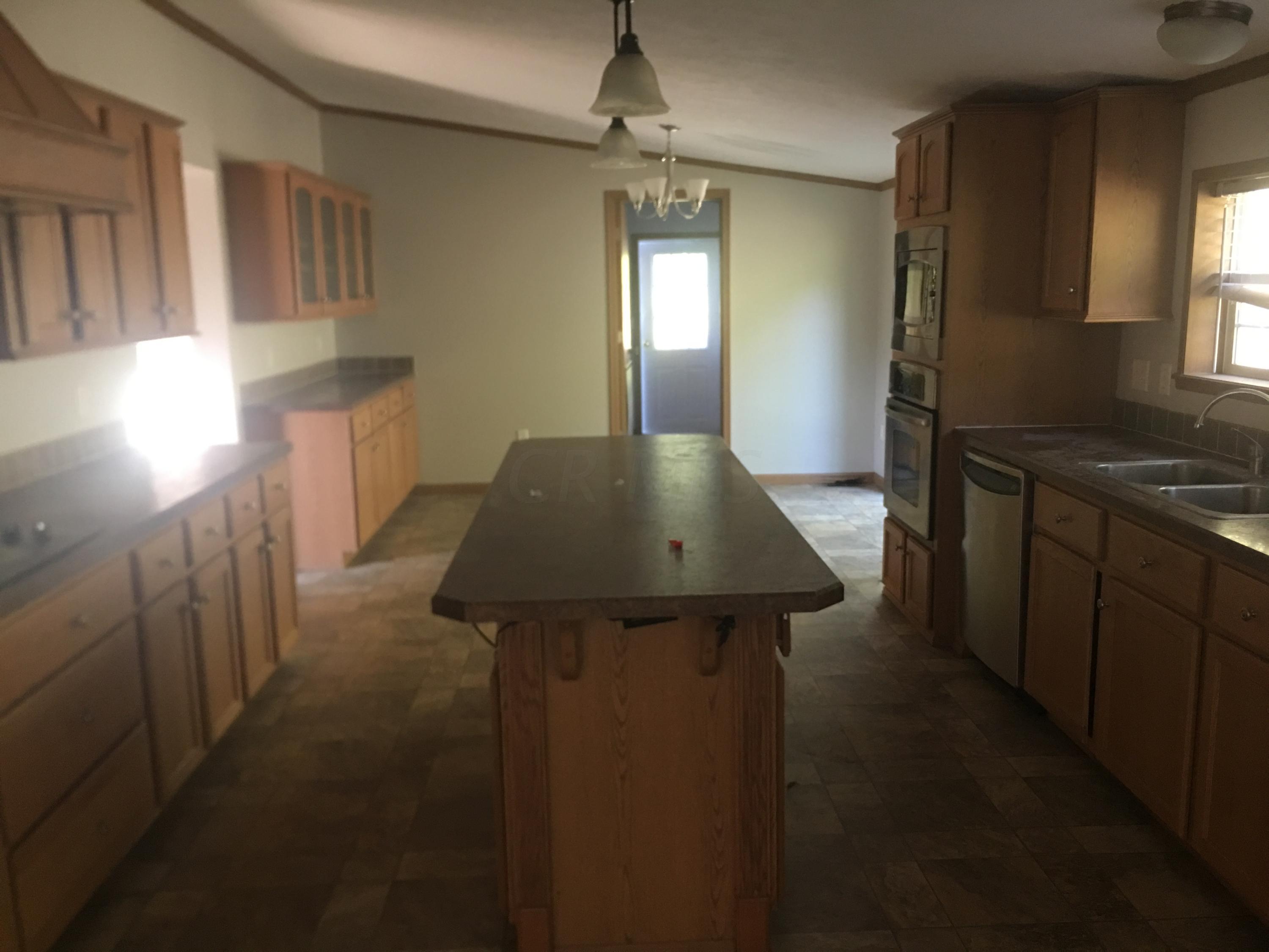 705 Beaver Run Road Southeast Hebron, OH 43025 - Photo 10 of 12