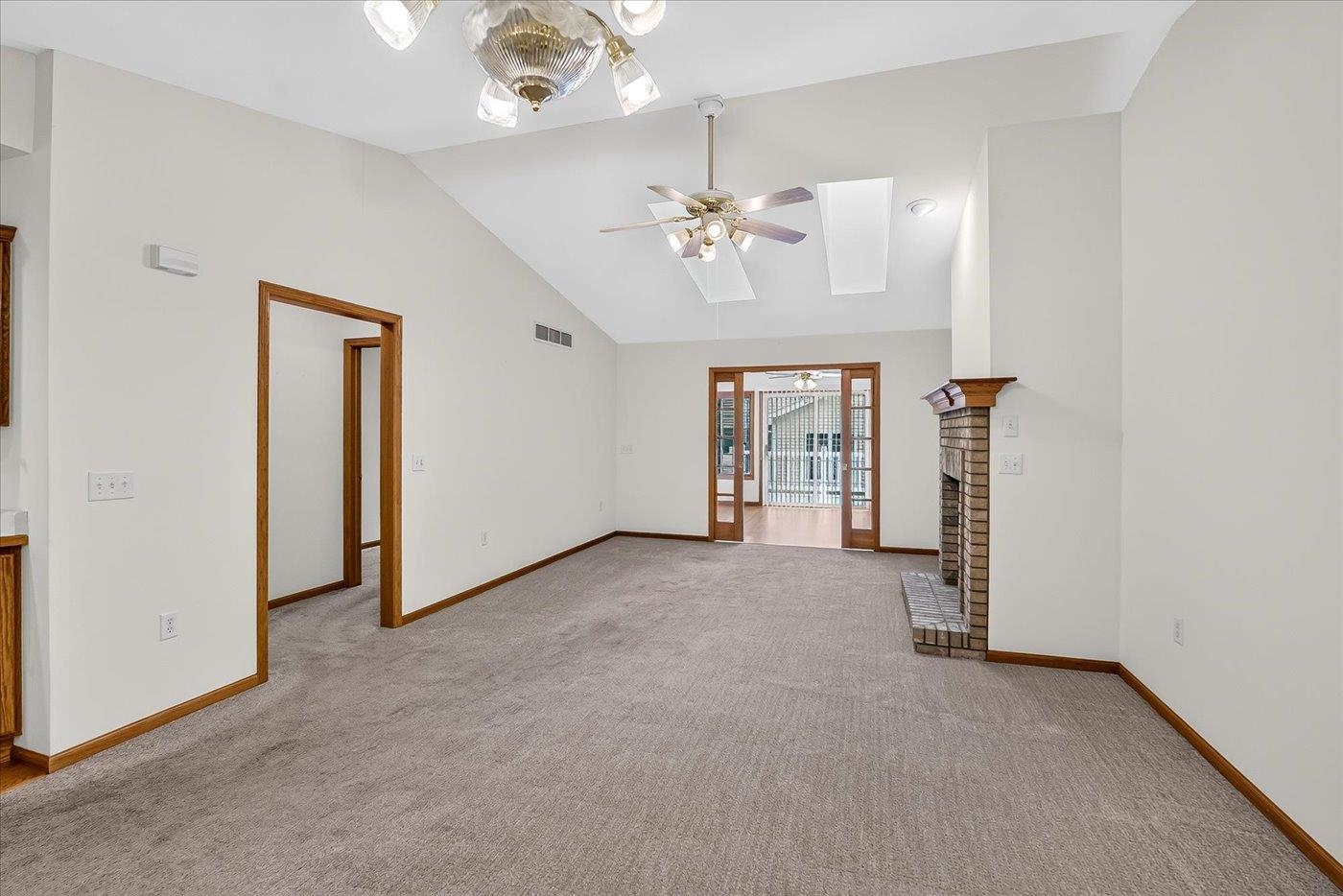 622 Springbrook Circle, Unit 43 DeForest, WI 53532 - Photo 18 of 82 Gallery Image 18
