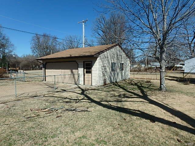 805 Mullanphy Road Florissant, MO 63031 - Photo 29 of 30 Gallery Image 29