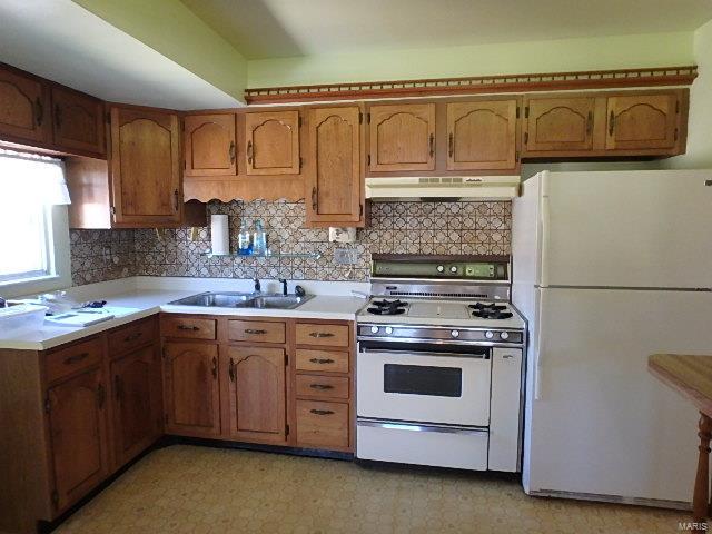 805 Mullanphy Road Florissant, MO 63031 - Photo 7 of 30 Gallery Image 7