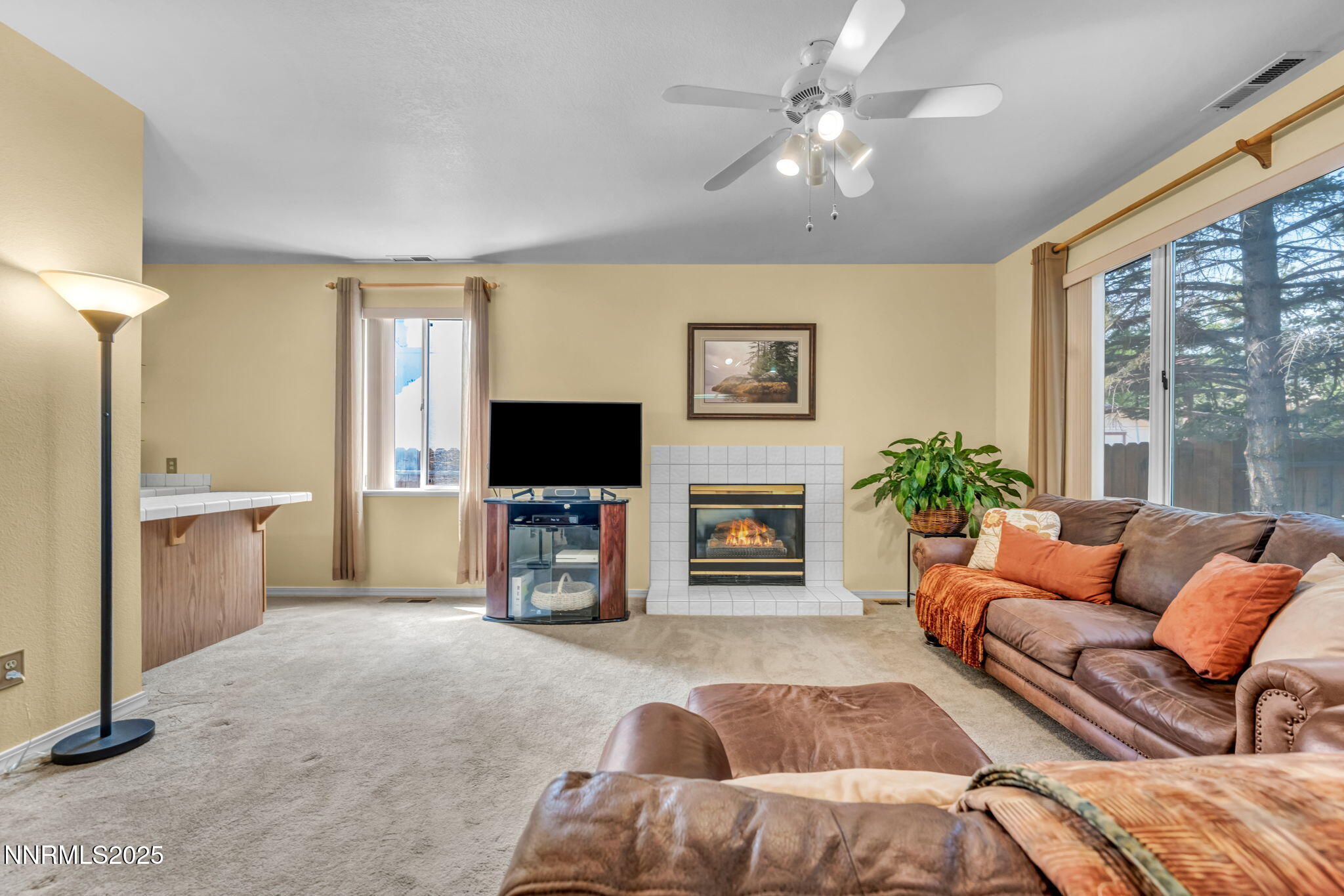 3981 Regal Drive Reno, NV 89503 - Photo 13 of 73 54-web-or-mls-3981-regal-dr