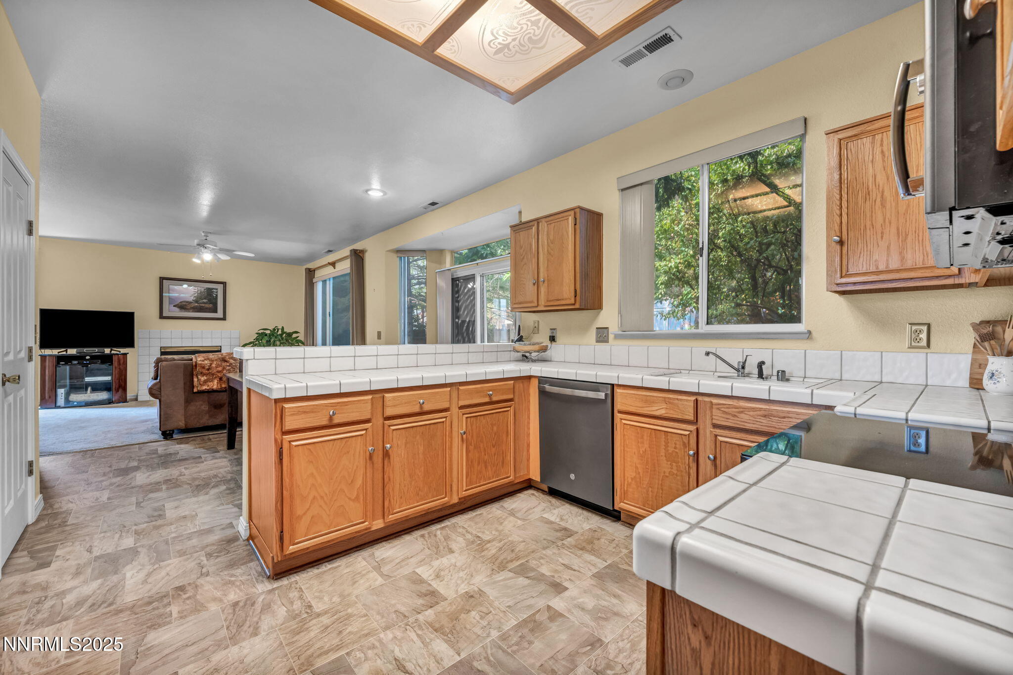 3981 Regal Drive Reno, NV 89503 - Photo 21 of 73 43-web-or-mls-3981-regal-dr