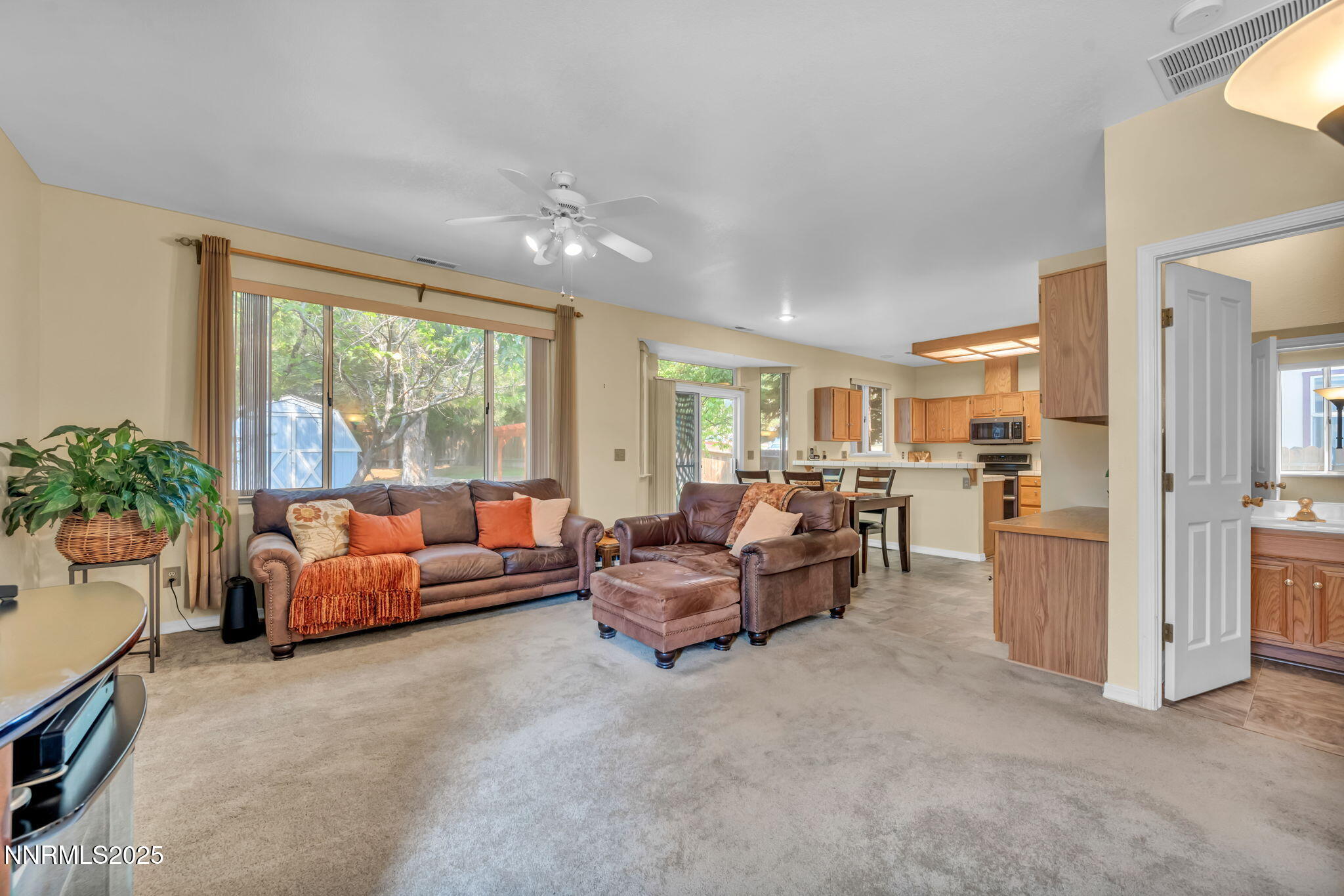 3981 Regal Drive Reno, NV 89503 - Photo 6 of 73 53-web-or-mls-3981-regal-dr