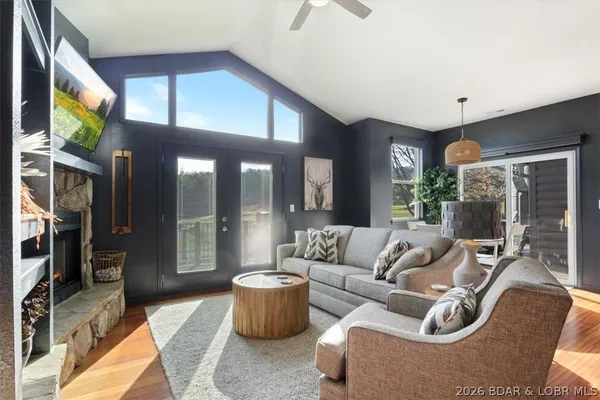 $299,900 | 23 Cottage Park East, Unit 6, Camdenton, MO 65020