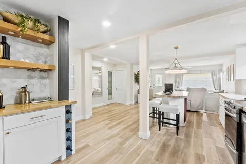 $615,000 | 829 Northeast 17th Street, Fort Lauderdale, FL 33305