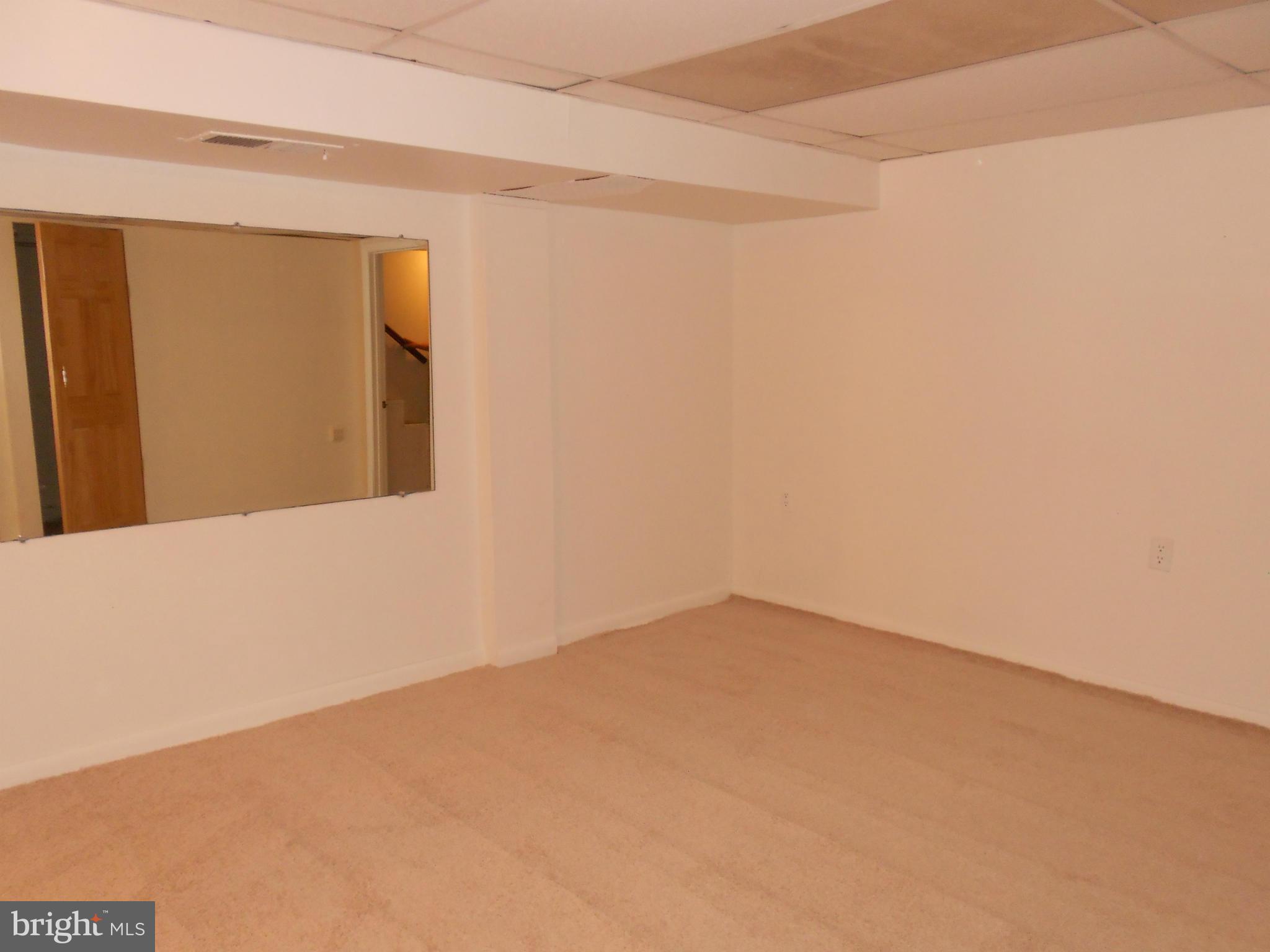 7816 New Battle Grove Road Baltimore, MD 21222 - Photo 19 of 29 Interior (General)