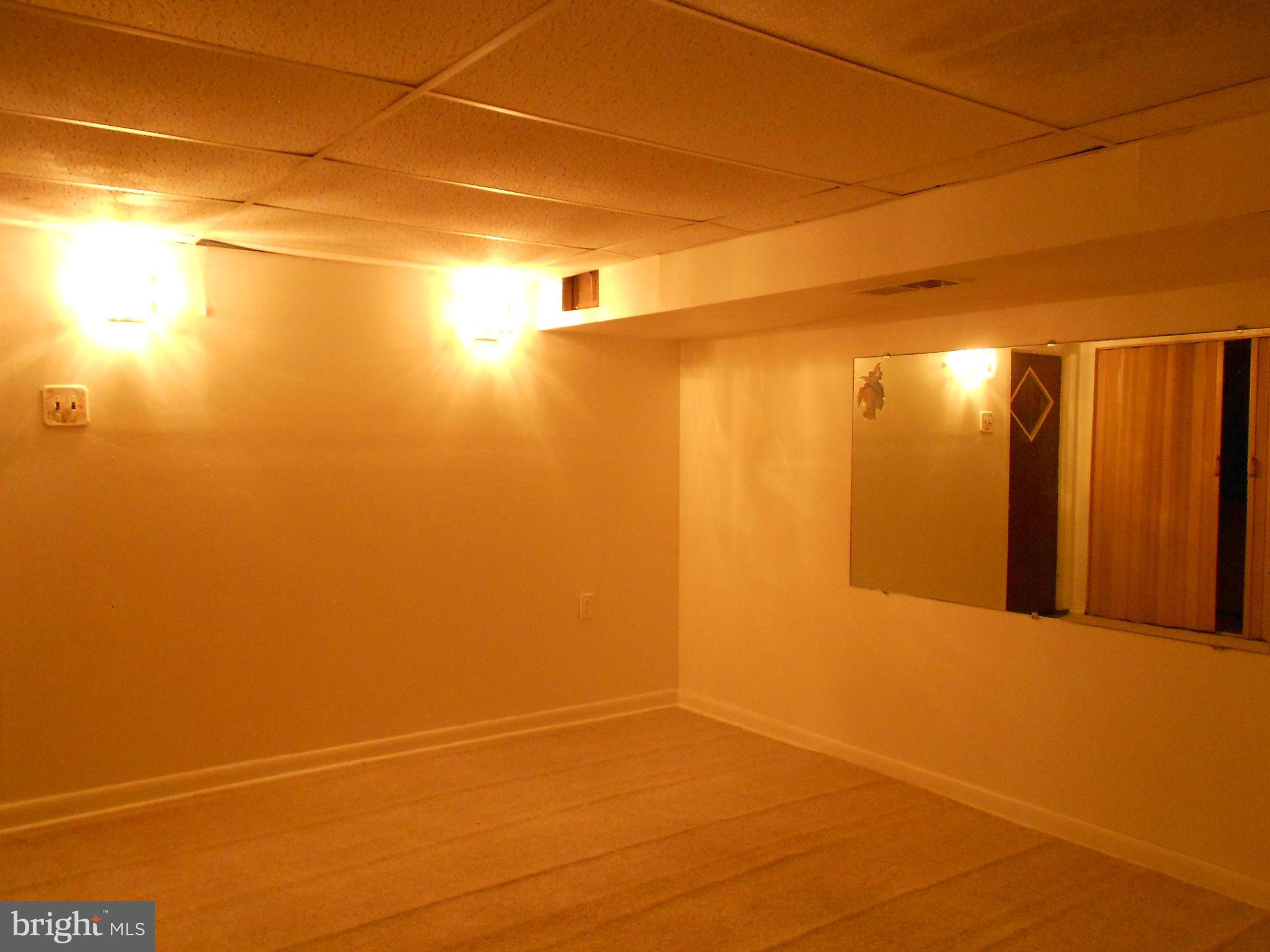 7816 New Battle Grove Road Baltimore, MD 21222 - Photo 21 of 29 Interior (General)