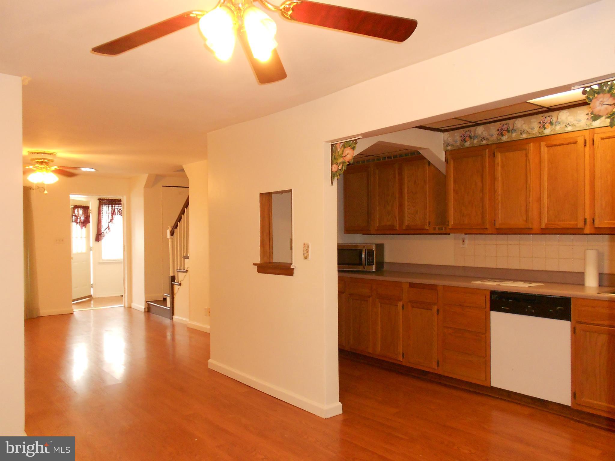 7816 New Battle Grove Road Baltimore, MD 21222 - Photo 10 of 29 Kitchen