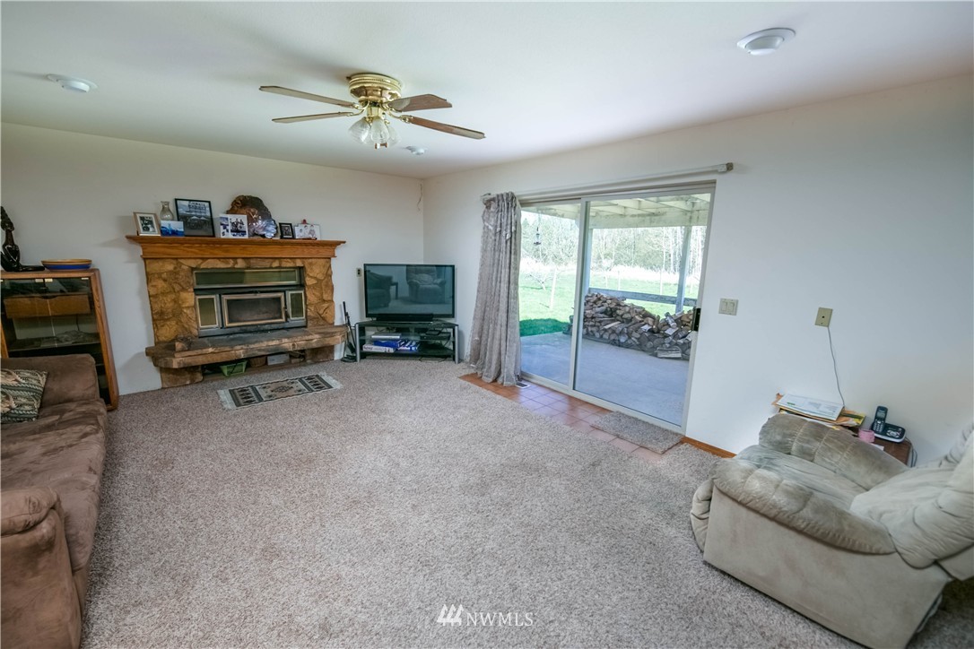 7976 Kickerville Road Blaine, WA 98230 - Photo 14 of 17