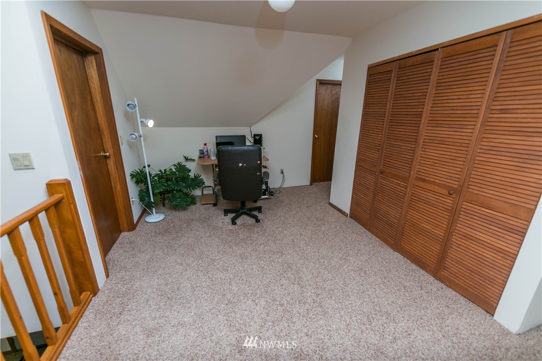 7976 Kickerville Road Blaine, WA 98230 - Photo 16 of 17