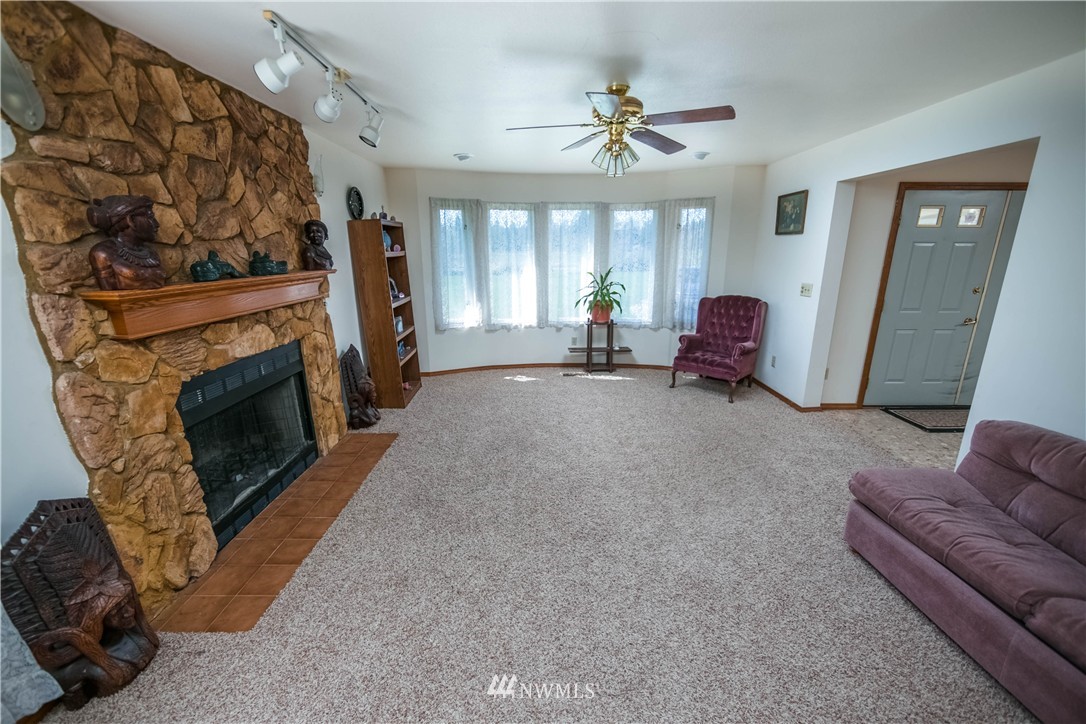 7976 Kickerville Road Blaine, WA 98230 - Photo 8 of 17