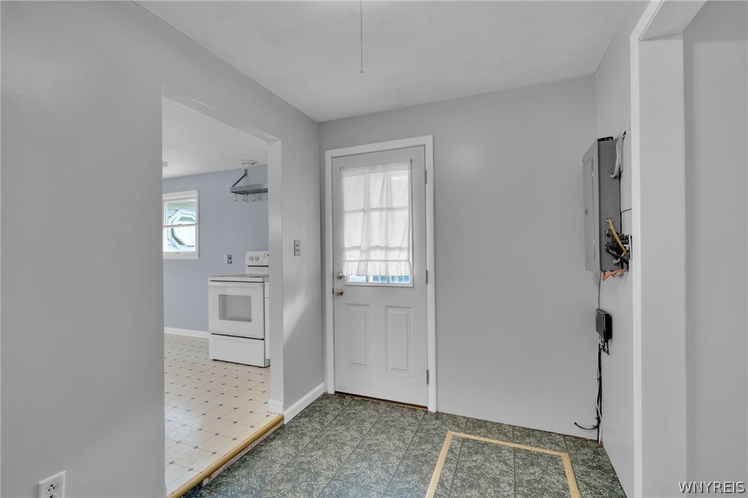 208 Bennington Road Amherst, NY 14226 - Photo 24 of 41