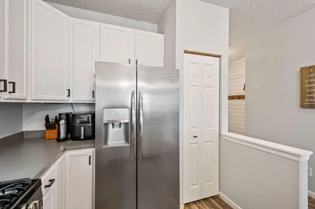 $229,000 | 668 Cobblestone Way, Shakopee, MN 55379