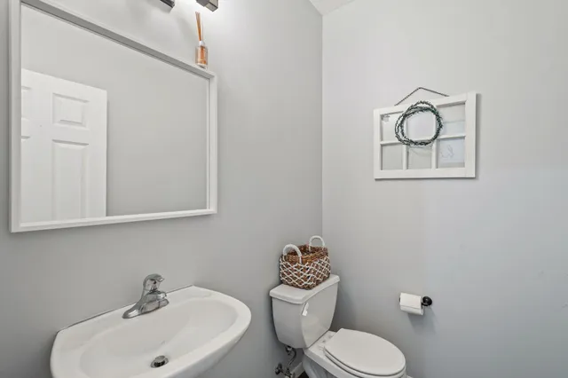 $229,000 | 668 Cobblestone Way, Shakopee, MN 55379