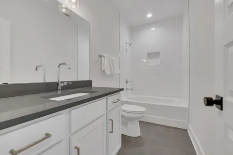 $750,000 | 100 B Oceola Avenue, Nashville, TN 37209