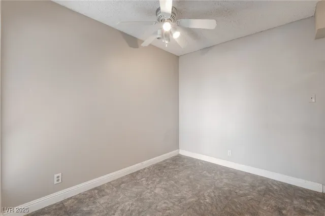 $175,000 | 3151 North Soaring Gulls Drive, Unit 2034, Las Vegas, NV 89128