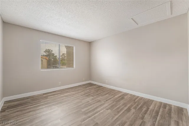 $175,000 | 3151 North Soaring Gulls Drive, Unit 2034, Las Vegas, NV 89128